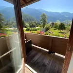 Haus Christina ホームステイ *