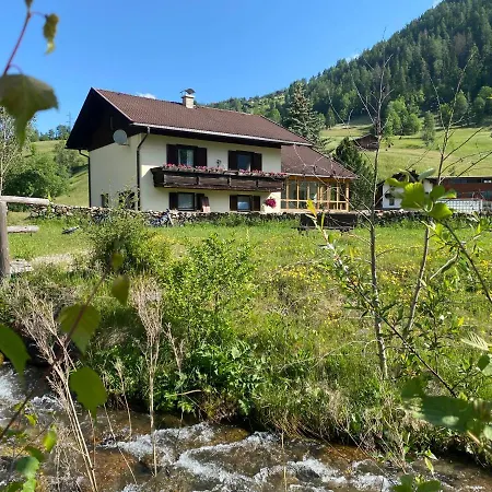 Haus Christina Kwatera prywatna Großkirchheim