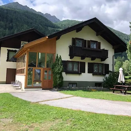 Homestay Haus Christina *